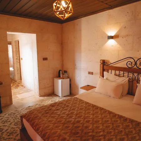 Cavusin Cave House-cappadocia Bed & Breakfast Goreme