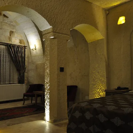 Cavusin Cave House-cappadocia ギョレメ