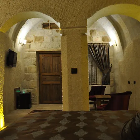 ベッド・アンド・ブレックファスト Cavusin Cave House-cappadocia