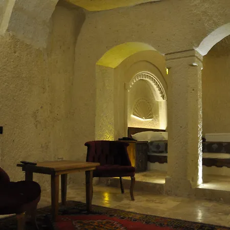 Cavusin Cave House-cappadocia ギョレメ