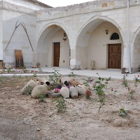 Cavusin Cave House-cappadocia ベッド・アンド・ブレックファスト 4*