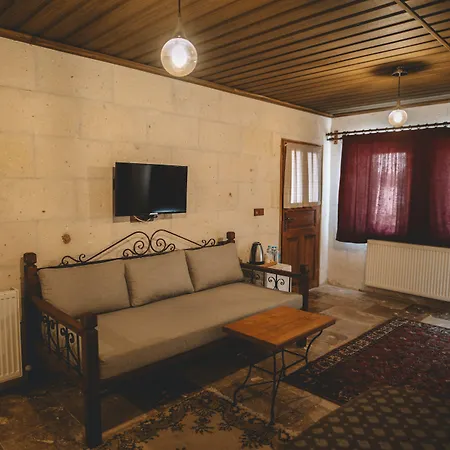 Cavusin Cave House-cappadocia Bed & Breakfast 4*
