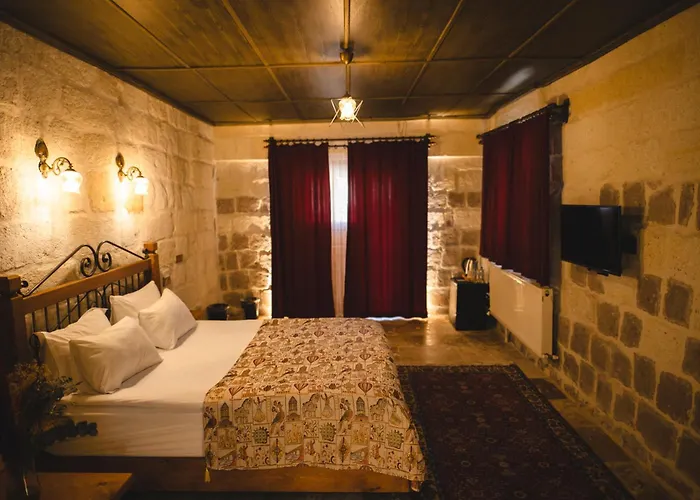Cavusin Cave House-cappadocia Bed & Breakfast 4*