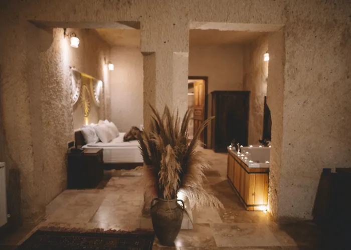 Cavusin Cave House-cappadocia Bed & Breakfast